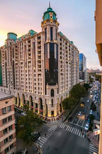 Фото Апартаменты Luxary Apartment Molocan Garden г. Баку 1
