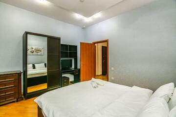 Фото номера Апартаменты с 3 спальнями Апартаменты Luxary Apartment Molocan Garden г. Баку 15