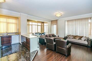 Фото номера Апартаменты с 3 спальнями Апартаменты Apartment on Tarqovu centr г. Баку 50