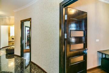 Фото номера Апартаменты с 3 спальнями Апартаменты Apartment on Tarqovu centr г. Баку 57