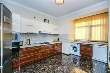 Фото номера Апартаменты с 3 спальнями Апартаменты Apartment on Tarqovu centr г. Баку 104