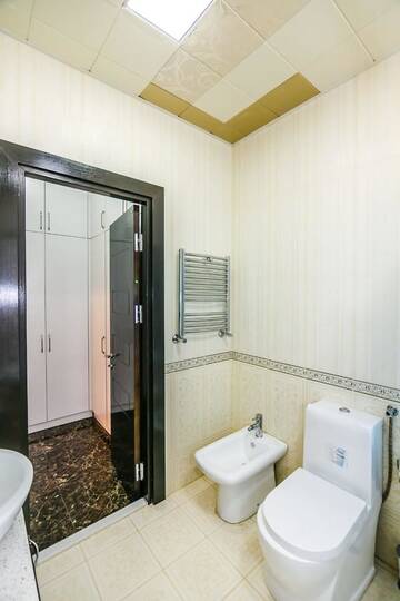 Фото номера Апартаменты с 3 спальнями Апартаменты Apartment on Tarqovu centr г. Баку 21