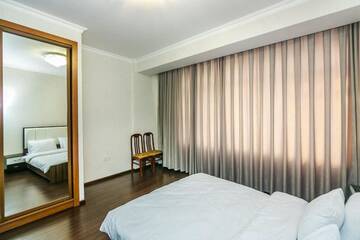 Фото номера Апартаменты с 3 спальнями Апартаменты Apartment on Tarqovu centr г. Баку 61