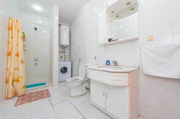 Фото номера Апартаменты с балконом Апартаменты Stay Inn Seaside Apartment г. Баку 45