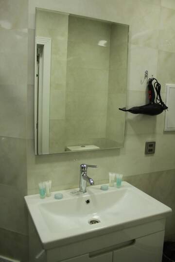 Фото номера Стандартный двухместный номер с 1 кроватью Отель Citadel Boutique Hotel г. Баку 10