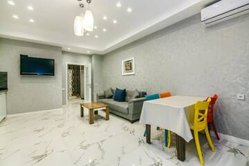 Фото номера Апартаменты с 2 спальнями Апартаменты Art Nouveau Apartment in the city center by Time Group г. Баку 75
