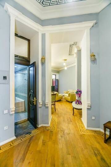 Фото номера Апартаменты с 3 спальнями Апартаменты VIP APARTAMENT NIZAMI STREET г. Баку 51