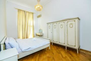 Фото номера Апартаменты с 3 спальнями Апартаменты VIP APARTAMENT NIZAMI STREET г. Баку 26