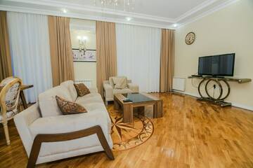 Фото Апартаменты Apartment near Cook Zone Restaurant in the city center by Time Group г. Баку 2