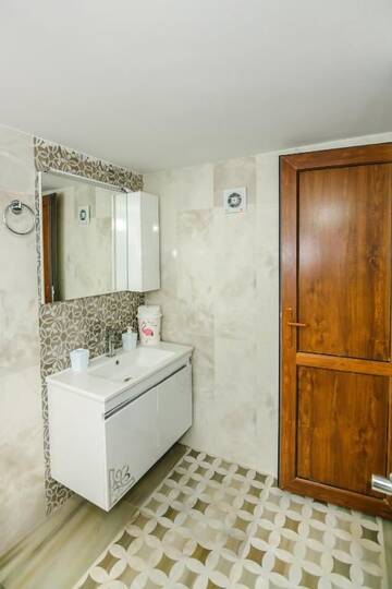 Фото номера Апартаменты с 2 спальнями Апартаменты Lovely Apartament in the city center by Time Group г. Баку 48