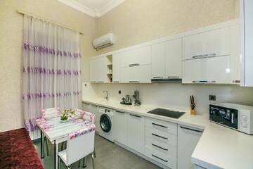 Фото номера Апартаменты с 2 спальнями Апартаменты Lovely Apartament in the city center by Time Group г. Баку 22