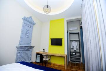 Фото номера Улучшенный двухместный номер с 1 кроватью Отель Renaissance Boutique г. Баку 5