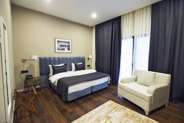 Фото номера Трехместный номер Делюкс Отель Port Rivoli Baku Hotel г. Баку 5