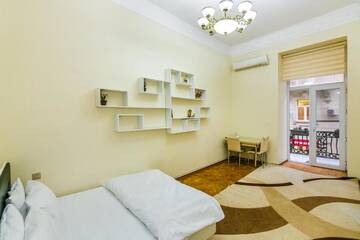 Фото номера Апартаменты с 3 спальнями Апартаменты Сozy Apartment in the city center by Time Group г. Баку 70