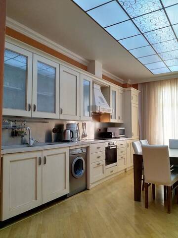 Фото номера Апартаменты с 3 спальнями Апартаменты Luks apartment г. Баку 10