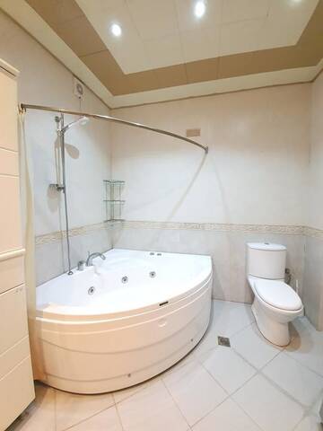 Фото номера Апартаменты с 3 спальнями Апартаменты Stunning apartment in the city center by Time Group г. Баку 28