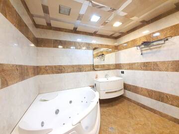 Фото номера Апартаменты с 3 спальнями Апартаменты Stunning apartment in the city center by Time Group г. Баку 20