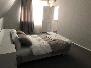 Фото номера Большой двухместный номер с 1 кроватью Хостелы Nizami Street Hostel г. Баку 34