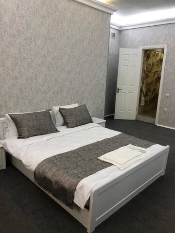 Фото номера Большой двухместный номер с 1 кроватью Хостелы Nizami Street Hostel г. Баку 11