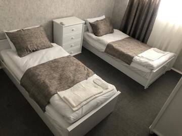 Фото номера Односпальная кровать в общем мужском номере Хостелы Nizami Street Hostel г. Баку 9