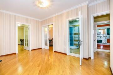 Фото номера Апартаменты с 3 спальнями Апартаменты Luxary Apartment On Tarqovu Centr г. Баку 59