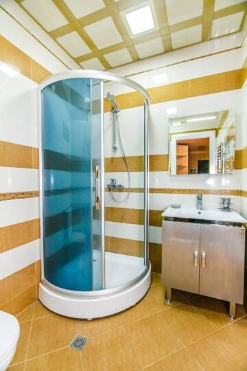 Фото номера Апартаменты с 3 спальнями Апартаменты Luxary Apartment On Tarqovu Centr г. Баку 54
