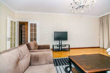 Фото номера Апартаменты с 3 спальнями Апартаменты Luxary Apartment On Tarqovu Centr г. Баку 40