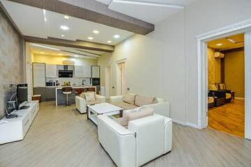 Фото Апартаменты Cozy Ferrari Apartment with full amenities by Time Group г. Баку 2