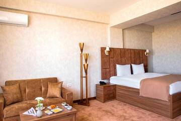 Фото номера Двухместный номер Делюкс с 1 кроватью и видом на море Отель Alison Hotel г. Баку 20