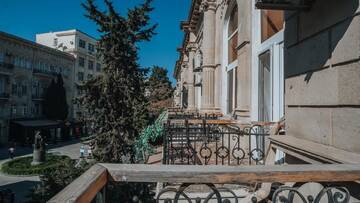 Фото номера Одноместный номер с балконом Отель Targovi Hotel Baku г. Баку 33