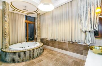 Фото номера Апартаменты Апартаменты VIP baroque apartment by Time Group г. Баку 62