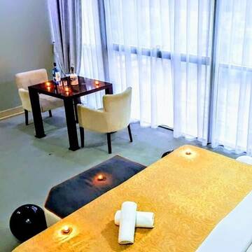 Фото номера Люкс с видом на город Отель SECRET HOTEL BAKU г. Баку 4