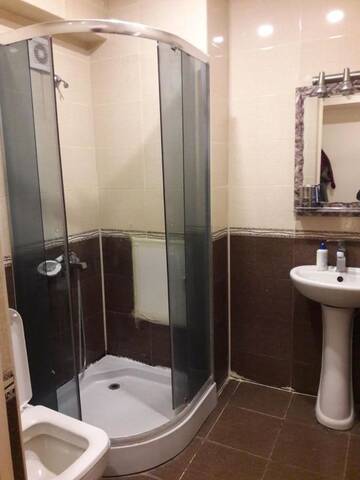 Фото Апартаменты Xaqani Küçəsi 1 BEDROOM F -1 г. Баку 4