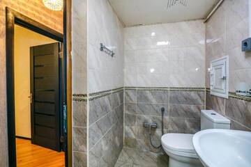 Фото номера Апартаменты с 2 спальнями Апартаменты Apartment in the Malokan г. Баку 13