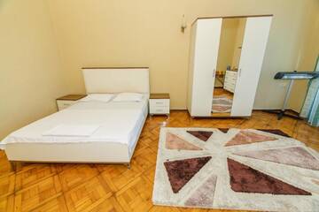 Фото номера Апартаменты с 2 спальнями Апартаменты Three Rooms Apartment on Nizami Street г. Баку 19