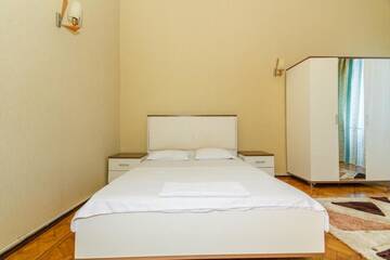 Фото номера Апартаменты с 2 спальнями Апартаменты Three Rooms Apartment on Nizami Street г. Баку 28