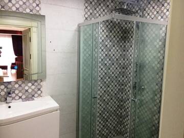 Фото номера Апартаменты с 2 спальнями Апартаменты Deluxe Apartment Azure г. Баку 16