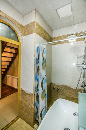 Фото номера Апартаменты с 2 спальнями Апартаменты Luxury Central in Nizami Street г. Баку 47