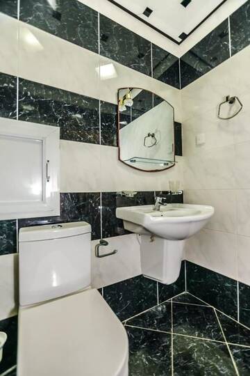 Фото номера Апартаменты Делюкс Апартаменты Apartment On Near Shah Palace г. Баку 43