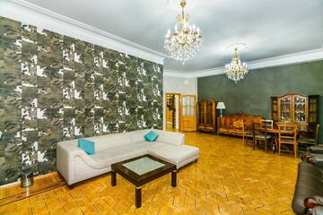 Фото номера Апартаменты с балконом Апартаменты VIP Apartment On Shaurma 6 Rooms г. Баку 13