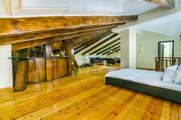 Фото номера Апартаменты с балконом Апартаменты VIP Apartment On Shaurma 6 Rooms г. Баку 29