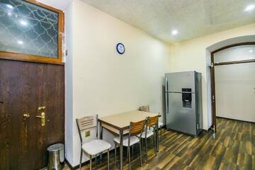 Фото номера Апартаменты с балконом Апартаменты VIP Apartment On Shaurma 6 Rooms г. Баку 87
