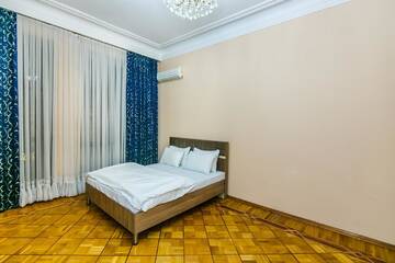 Фото номера Апартаменты с балконом Апартаменты VIP Apartment On Shaurma 6 Rooms г. Баку 38