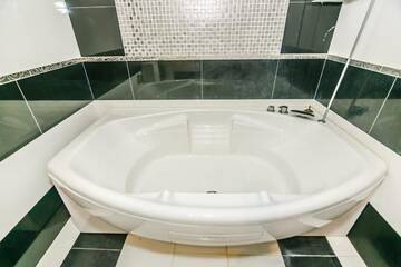 Фото номера Улучшенные апартаменты с сауной Апартаменты Apartment On MADO г. Баку 52