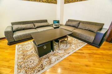 Фото номера Улучшенные апартаменты с сауной Апартаменты Apartment On MADO г. Баку 88