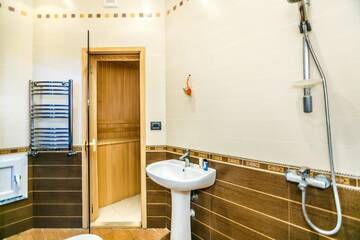 Фото номера Улучшенные апартаменты с сауной Апартаменты Apartment On MADO г. Баку 82