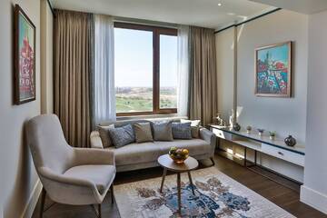 Фото номера Одноместный номер Делюкс с балконом Отель Dreamland Golf Hotel Baku г. Баку 3