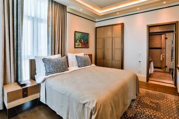 Фото номера Стандартный номер с кроватью размера &quot;king-size&quot; Отель Dreamland Golf Hotel Baku г. Баку 4