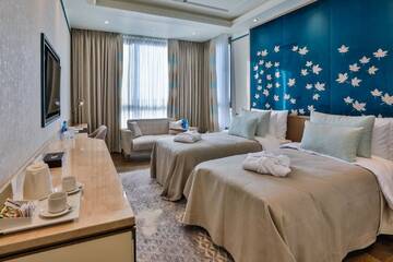 Фото номера Стандартный двухместный номер с 2 отдельными кроватями Отель Dreamland Golf Hotel Baku г. Баку 3