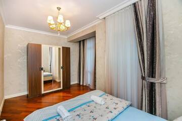 Фото номера Апартаменты с 2 спальнями Апартаменты Lux Family Apartment in City Center г. Баку 72